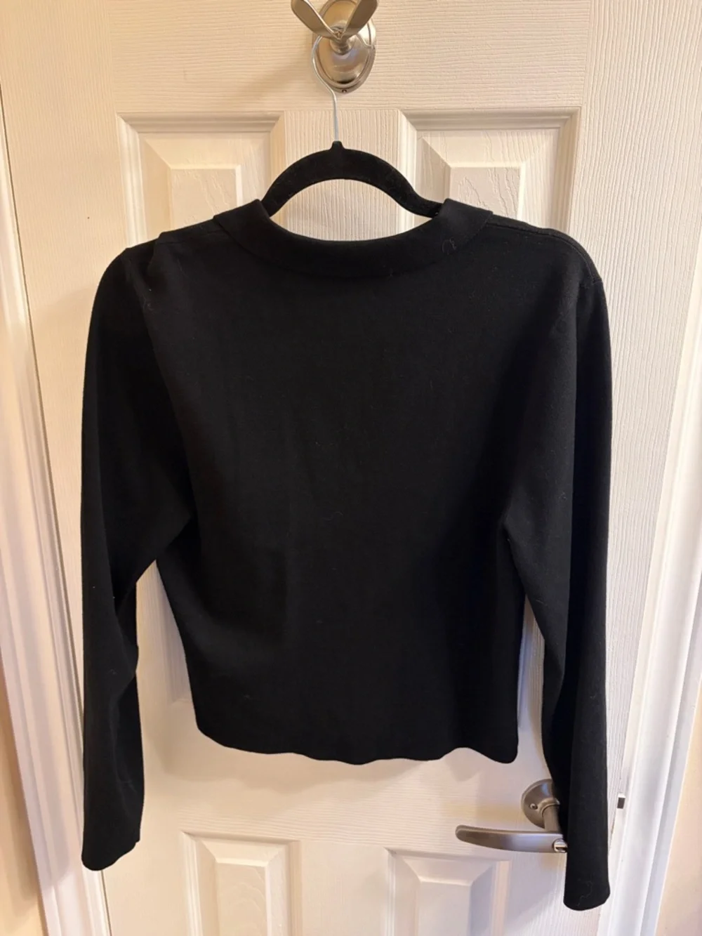 Aritzia Sunday Best Black Button-Front Collared Women's Cardigan - Picture 4 of 4